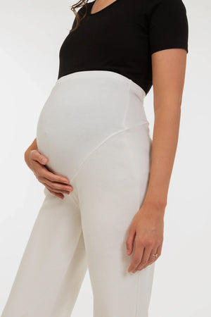 Φαρδύ ελαστικό παντελόνι εγκυμοσύνης -  - soonMAMA - Η σωστή προσθήκη στην κομψή και άνετη εγκυμοσύνη! - Παλτά για έγκυες
